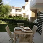 Апартаменти Wonderful Flat With Solarium And Swimming Pools