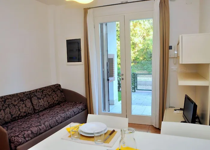 Διαμέρισμα Wonderful Flat With Solarium And Swimming Pools *