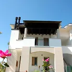 Wonderful Flat With Solarium And Swimming Pools