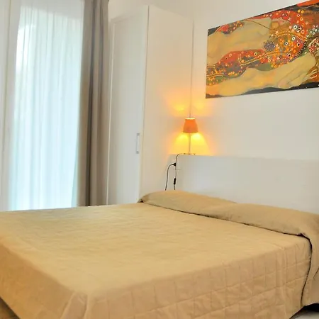 Wonderful Flat Near The Renowned In * ביביונה