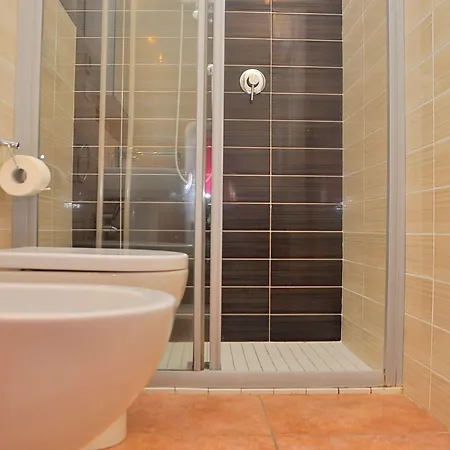 Apartmán Wonderful Flat With Solarium And Swimming Pools