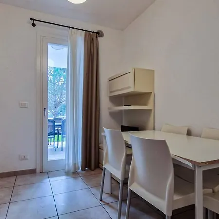 Wonderful Flat With Solarium And Swimming Pools Appartamento Bibione