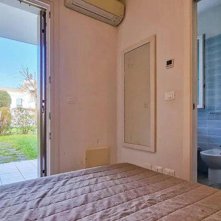 Lägenhet Wonderful Flat With Solarium And Swimming Pools