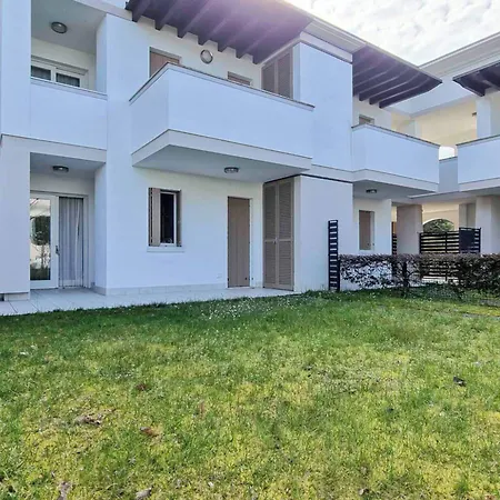 Apartmán Wonderful Flat With Solarium And Swimming Pools Bibione