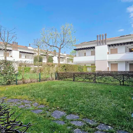 Lägenhet Wonderful Flat With Solarium And Swimming Pools