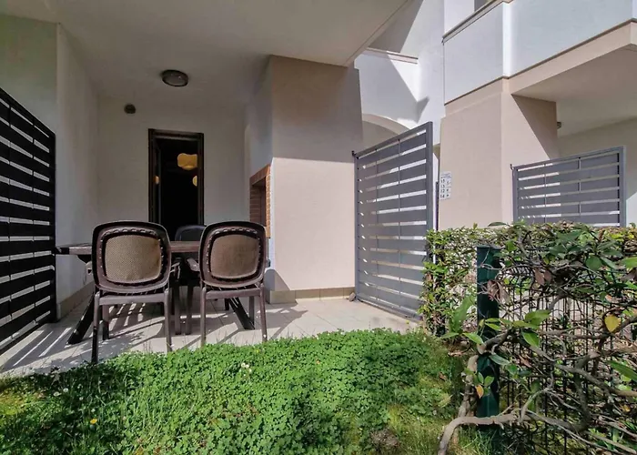 Appartamento Wonderful Flat With Solarium And Swimming Pools *